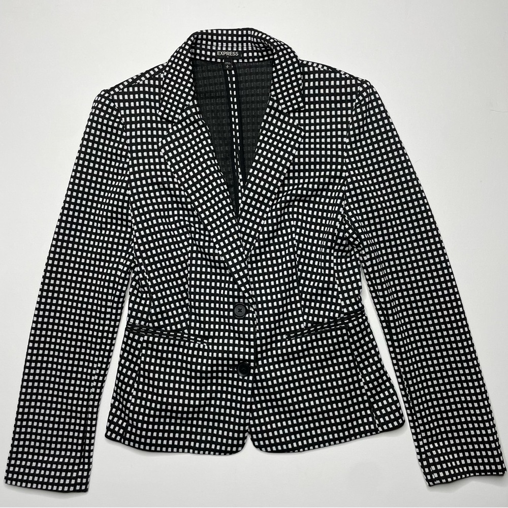 EXPRESS White And Black Checkered Structured Blazer Jacket